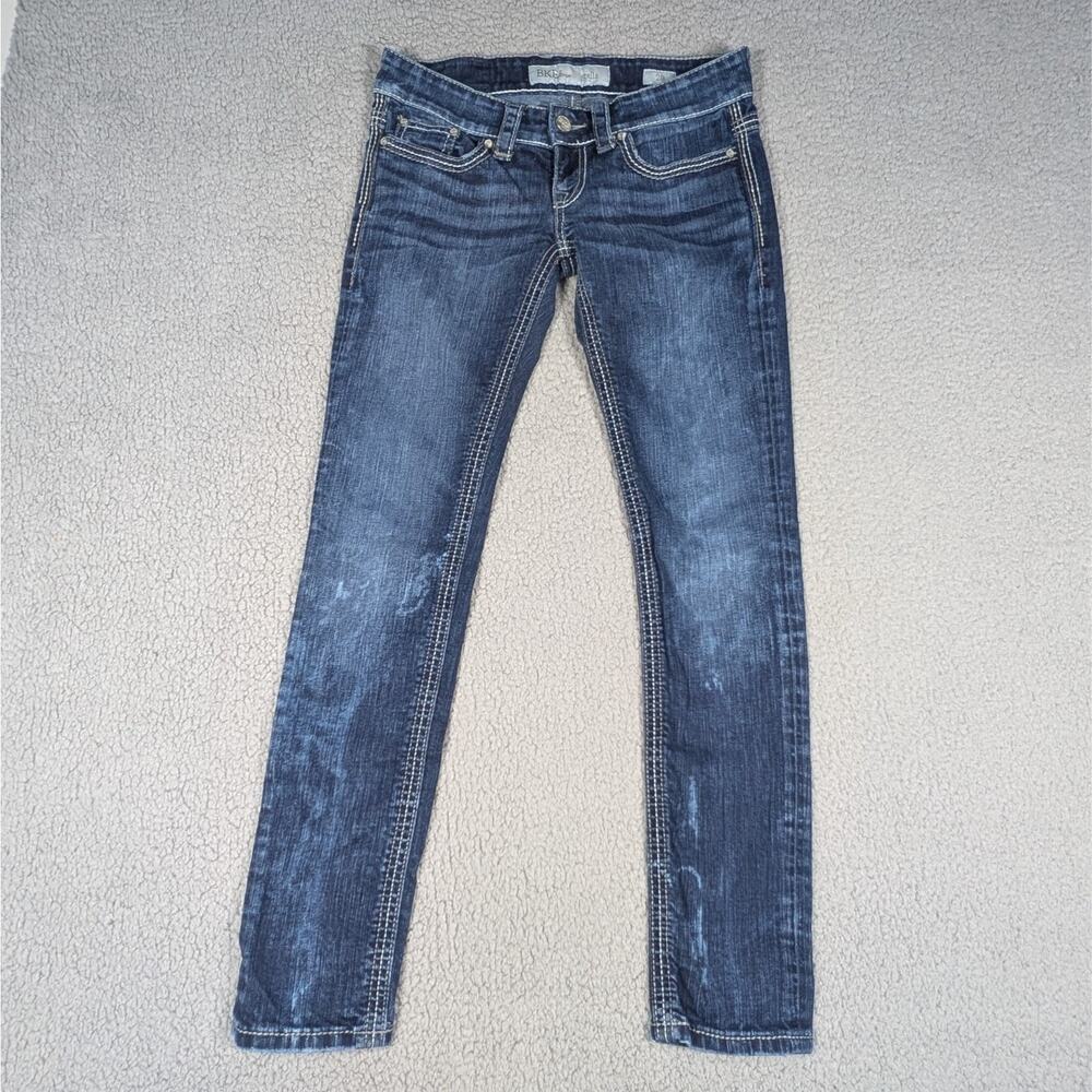 Buckle BKE Stella Jeans Womens 28 Blue Low Rise Bootcut Distressed Pants